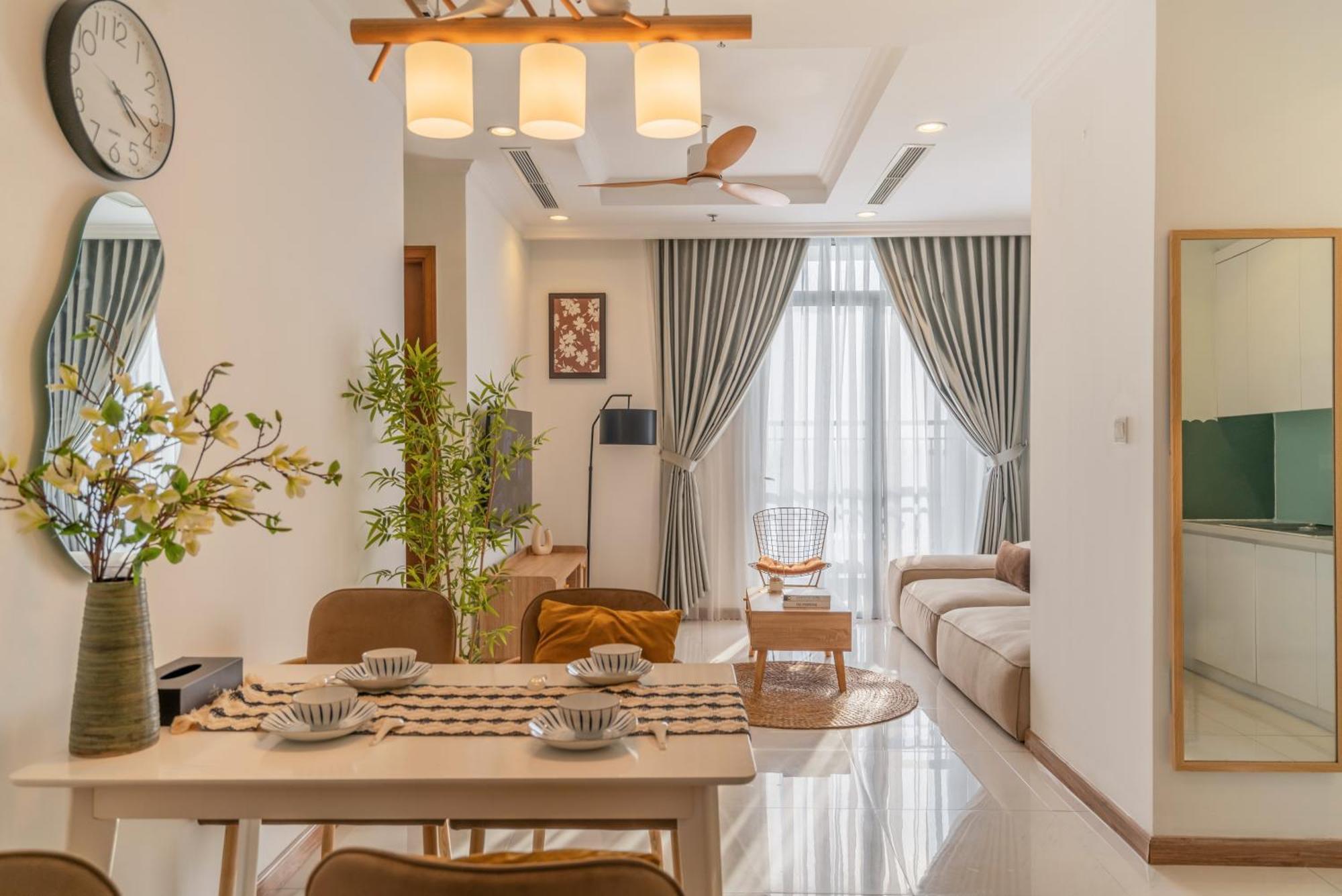 Allen Luxury - Vinhomes Park Apartment